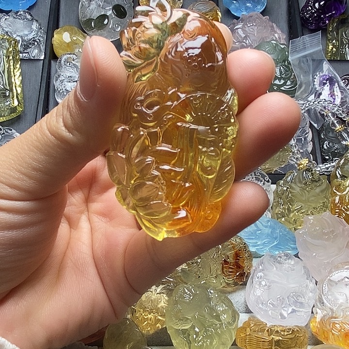 未镶嵌颈饰水晶甜*水晶吊坠