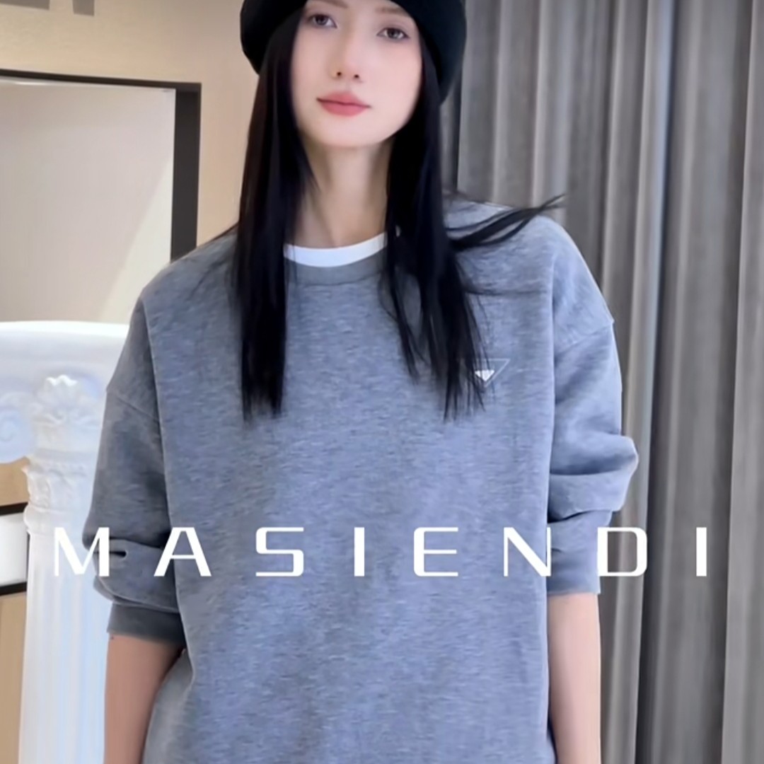 MASIENDI/玛丝恩迪秋冬极简风套头卫衣330043