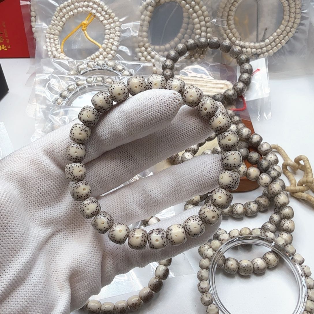 星月菩提吊坠5糯冰大眼睛9左右