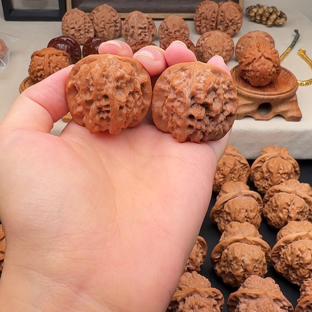 風***山吊坠文玩核桃马蹄核桃