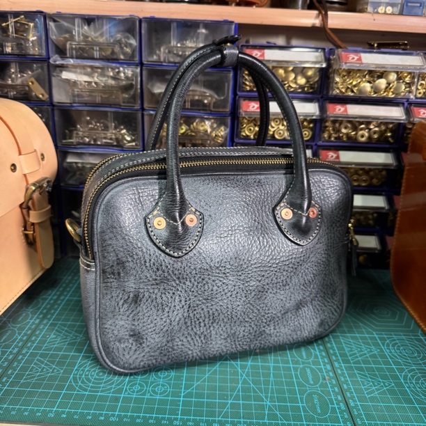 【新品】马皮雾蜡皮豆腐包保龄球包福利