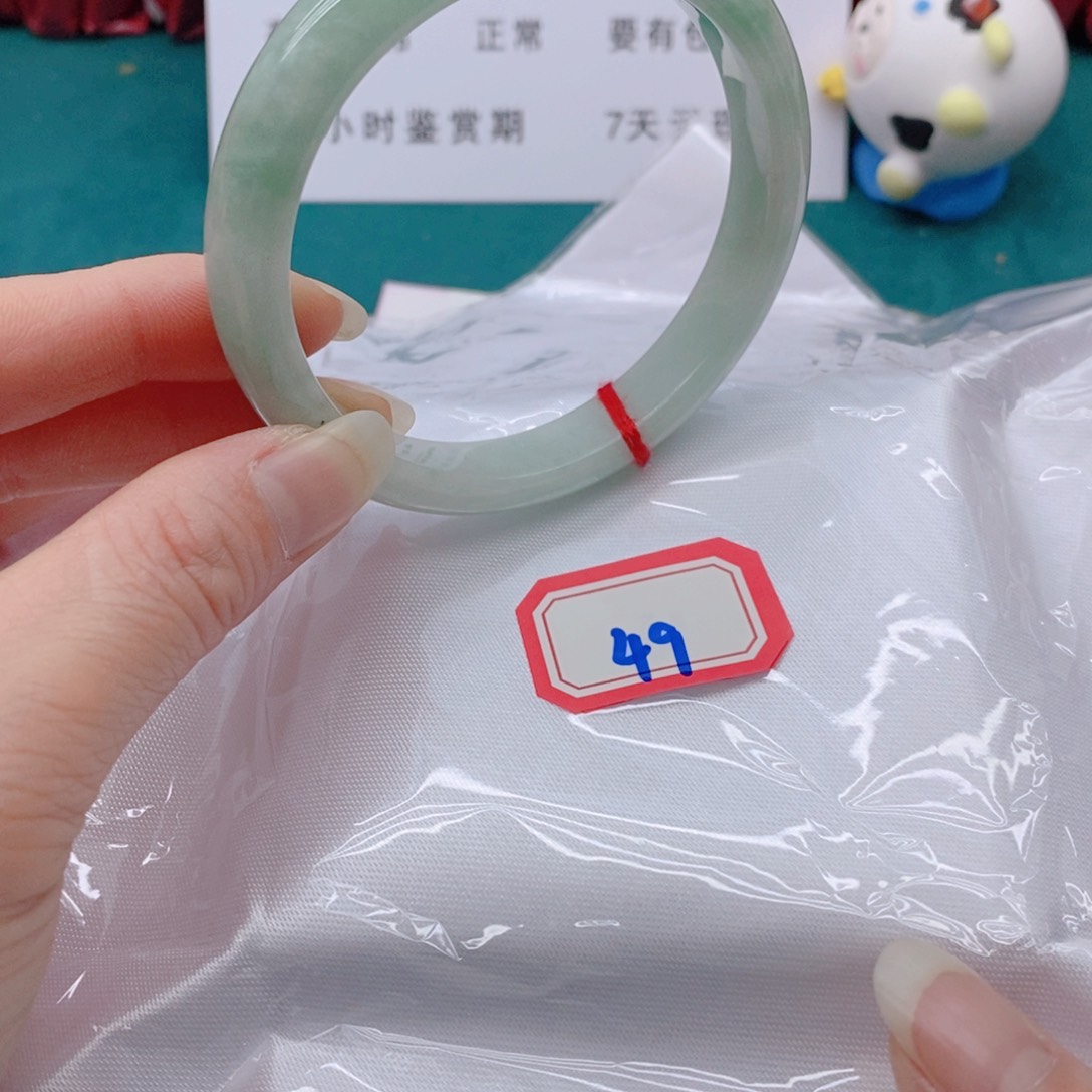 翡翠手镯未镶嵌简***?49999999