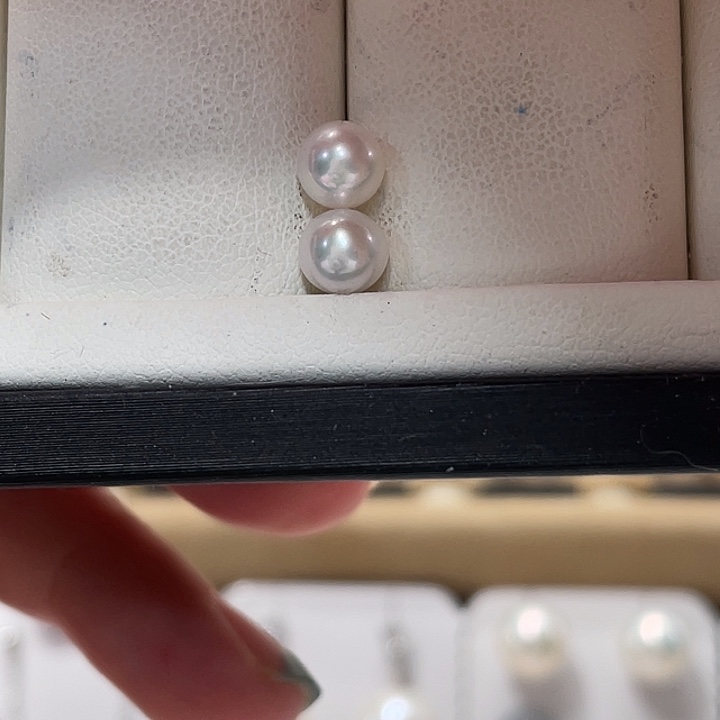 非金属5.7mm正圆无暇a k福利耳钉