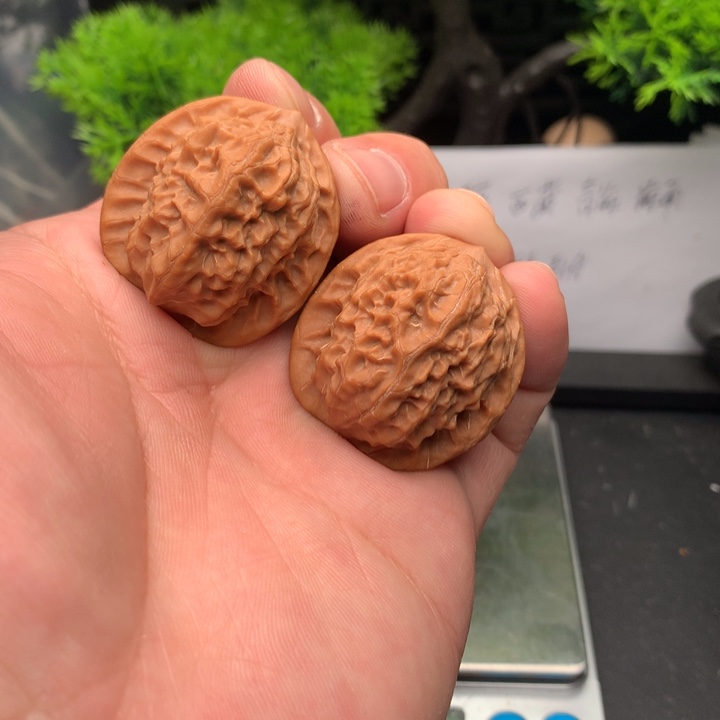 吊坠文玩核桃34瓷娃娃