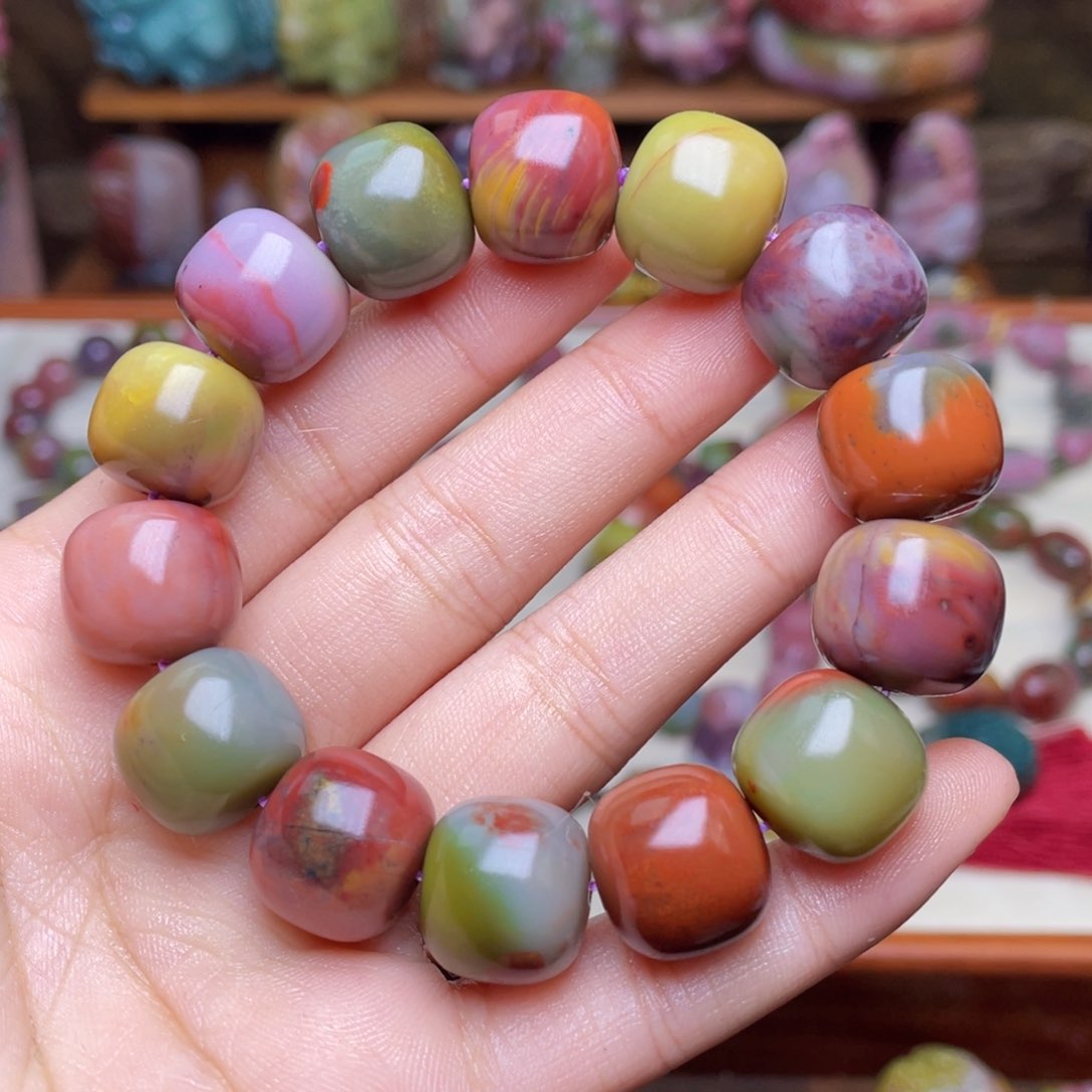 玛瑙/玉髓珠宝半成品未镶嵌彻*盐源玛瑙老型包浆