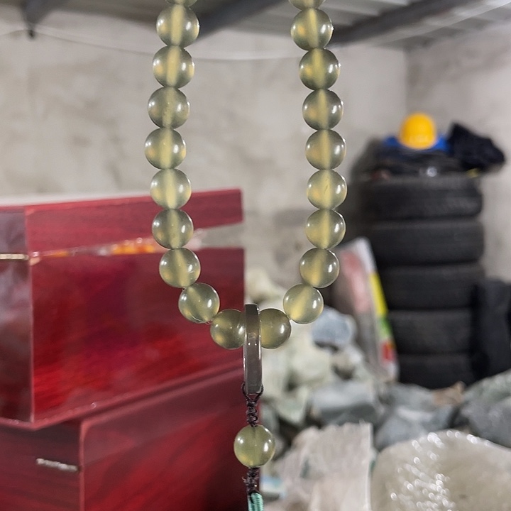 蛇纹石玉未镶嵌珠宝奇石