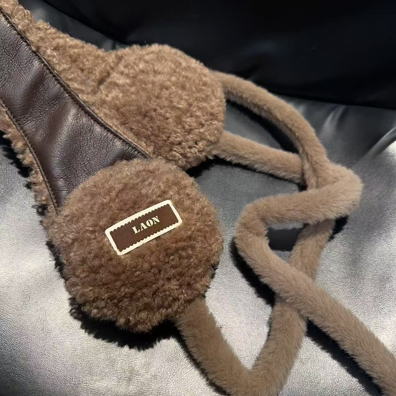 东大门设计款时尚耳包