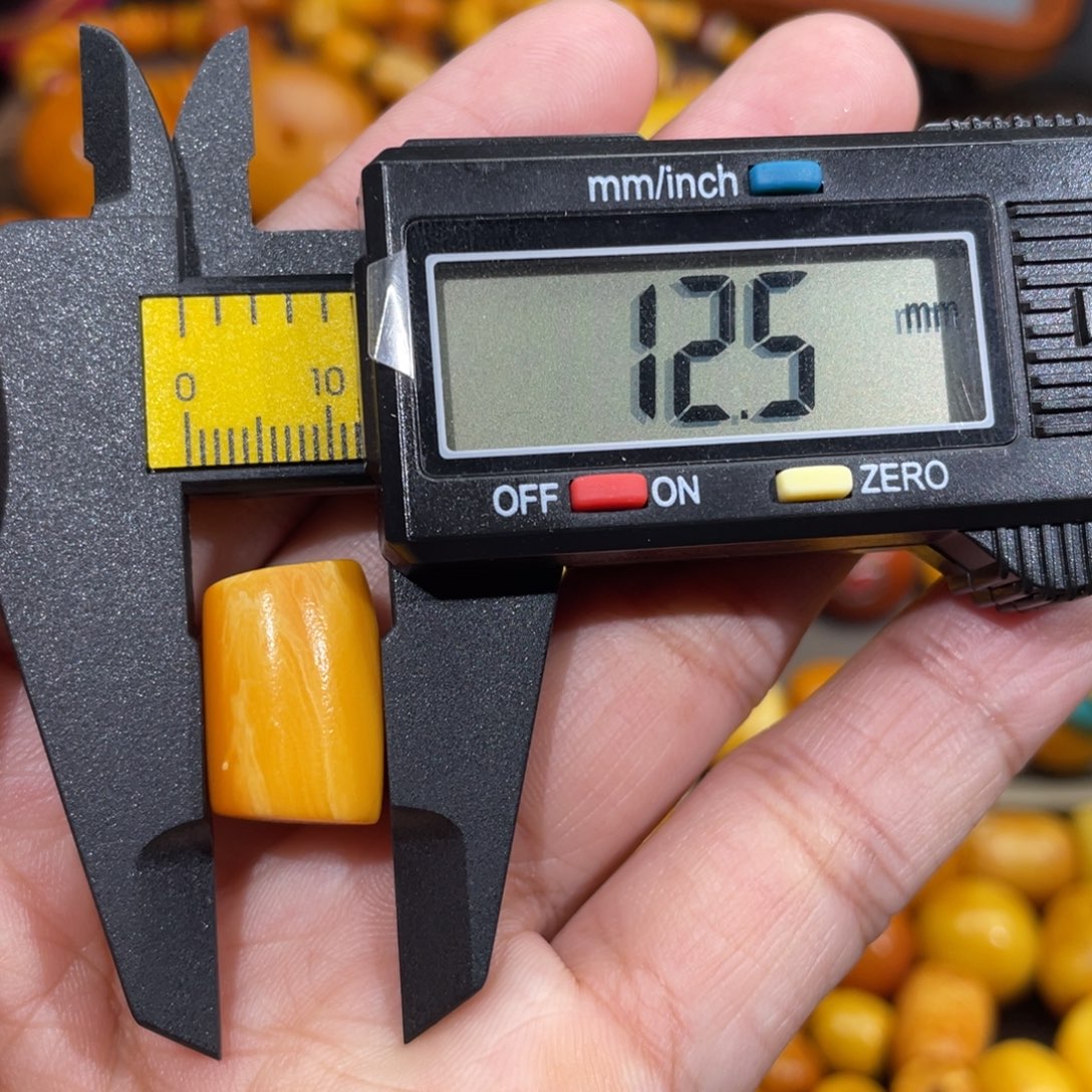 蜜蜡未镶嵌裸石马蹄