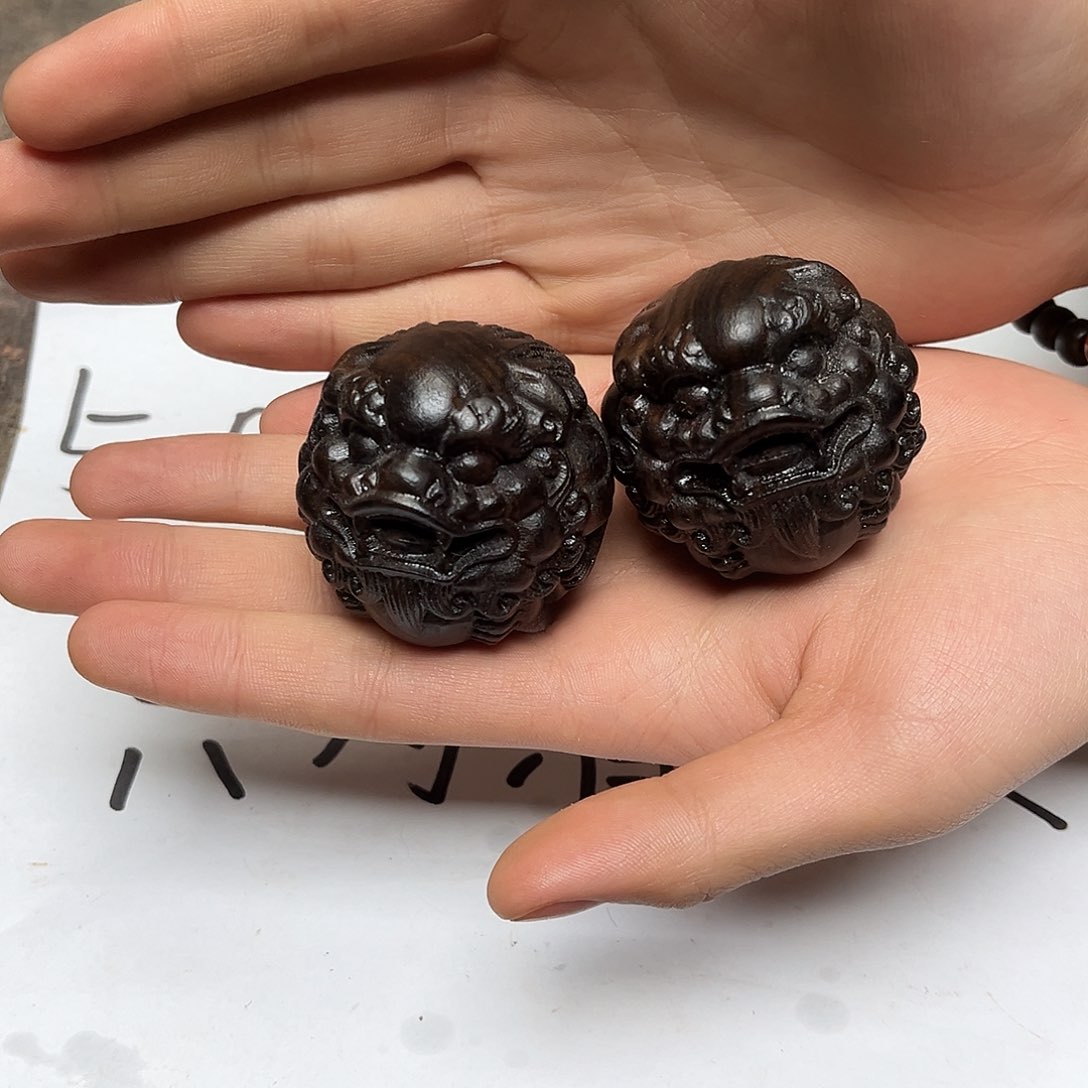 大叶紫檀（黑酸枝木类）