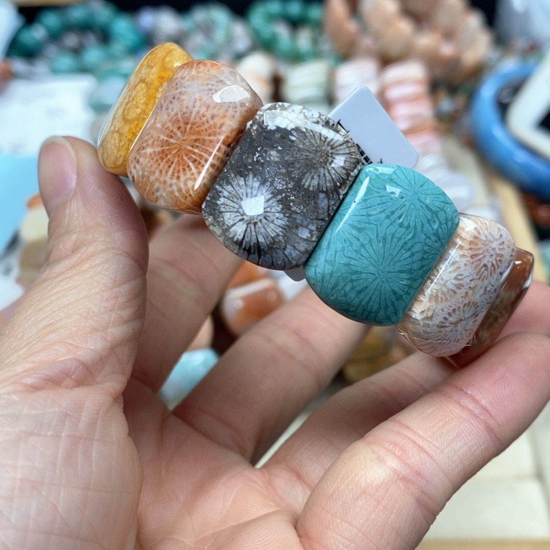 硅化珊瑚（珊瑚玉）手链未镶嵌475