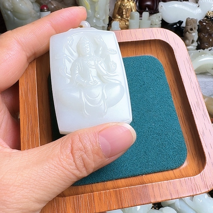 思***说瓷片新号开播瓷盘一件