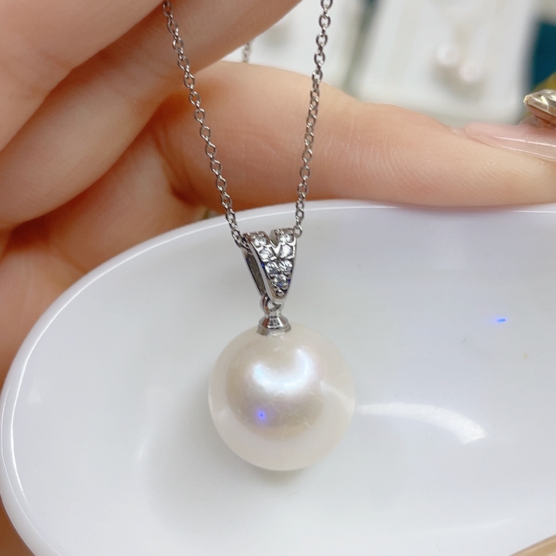 淡水珍珠吊坠(赠链)合金14