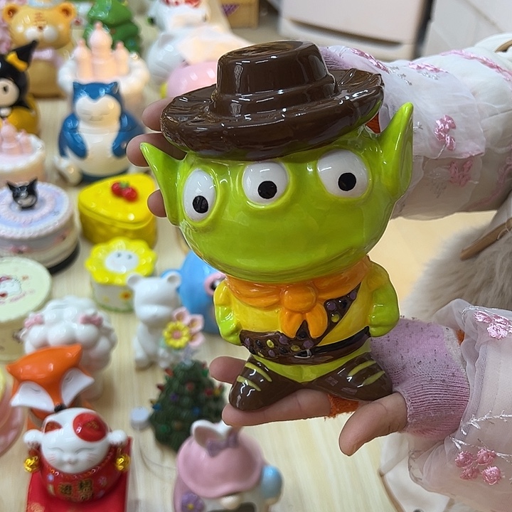 摆件陶瓷等行业的产品出口