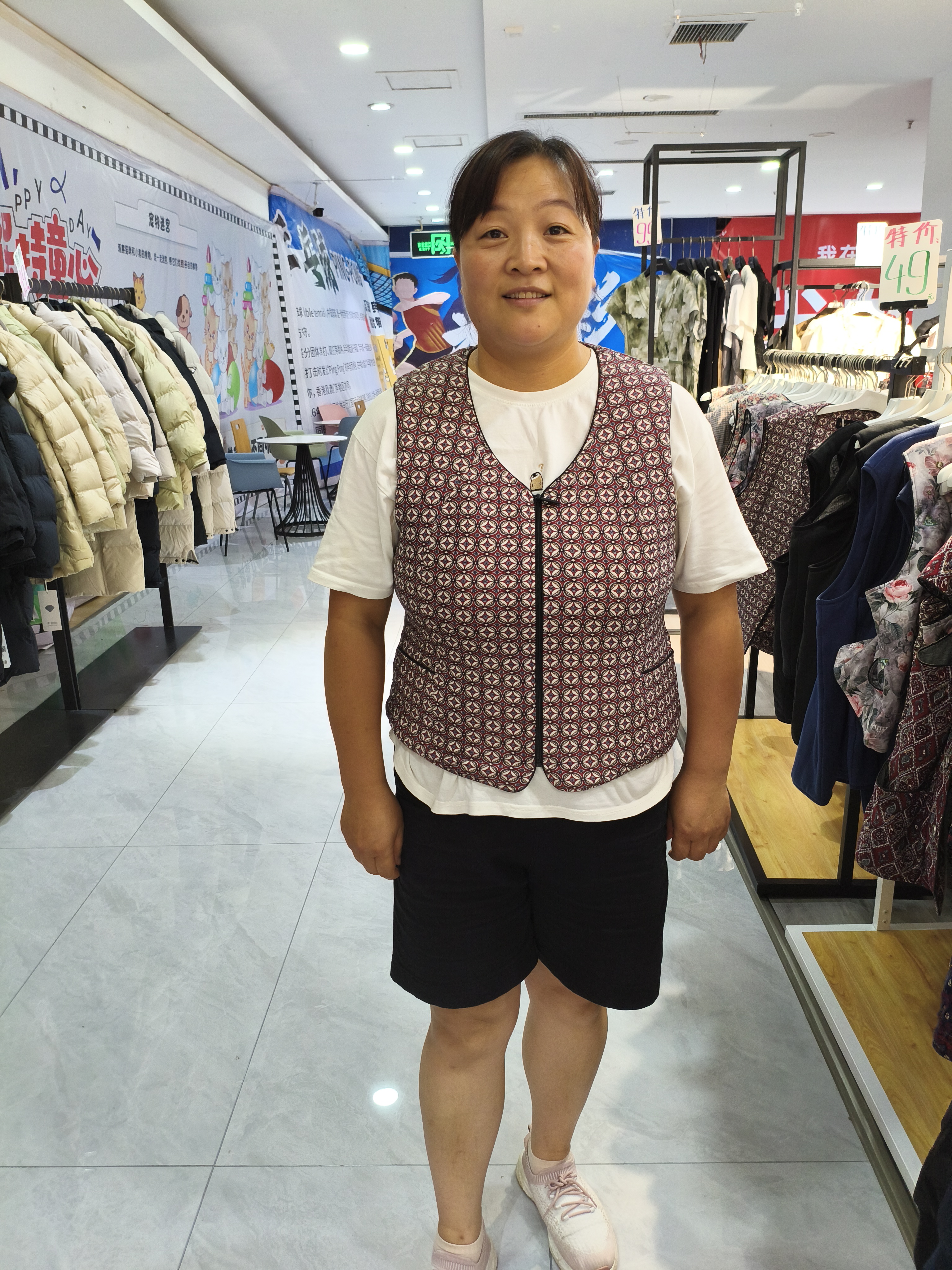 女士针织修身马甲秋冬短款保暖时尚百搭碎花显瘦坎肩