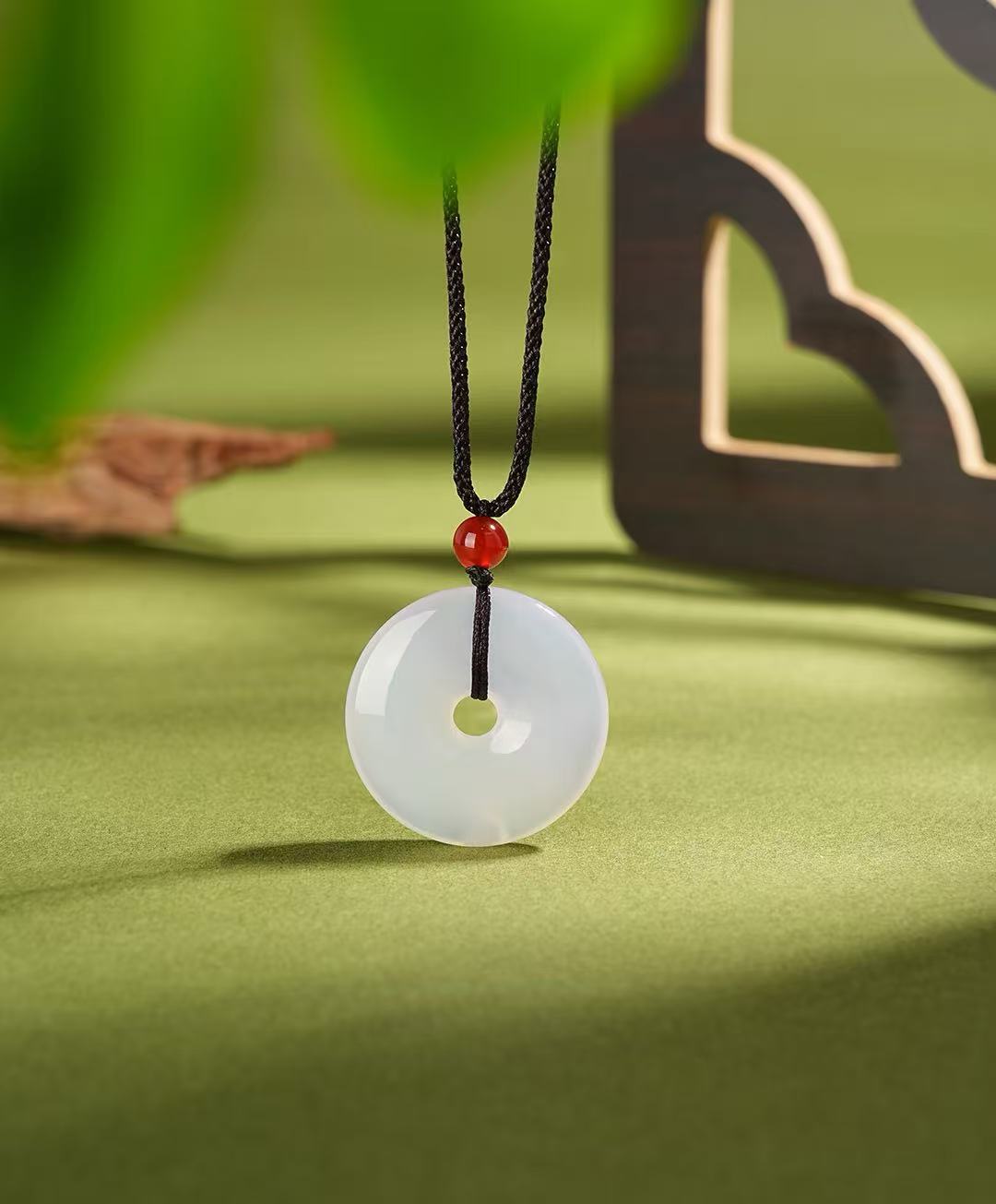 非金属珐琅吊坠 白月光平安扣吊坠