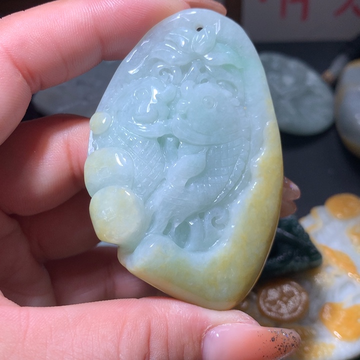 翡翠未镶嵌颈饰保真天然A货翡翠