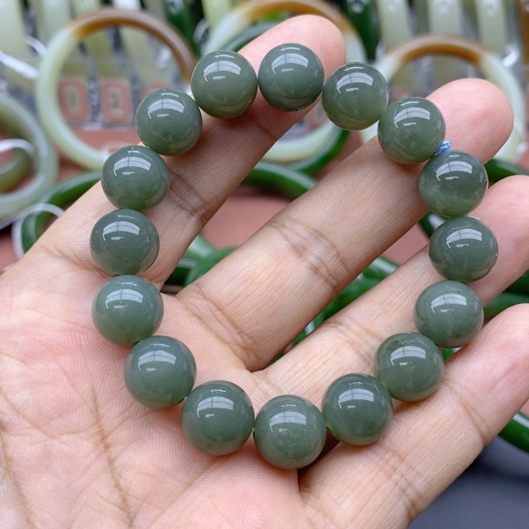 未镶嵌手镯和田玉秋*韵