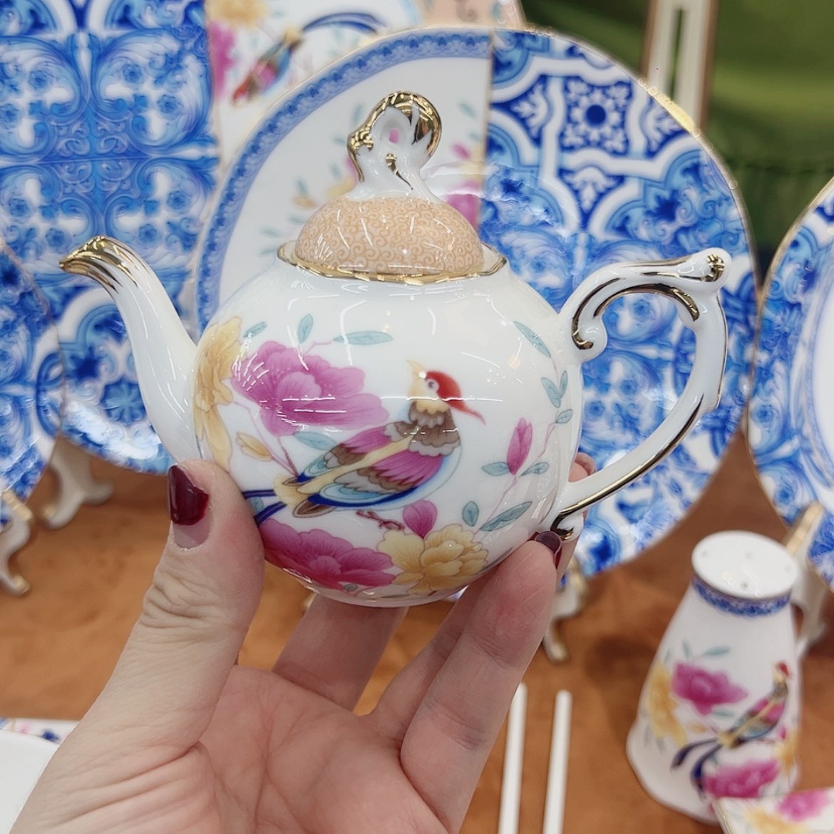 【闪购商品】骨瓷壶