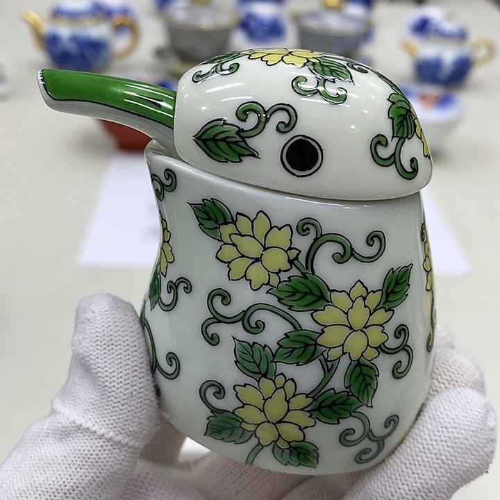 摆件口径齐全瓷器