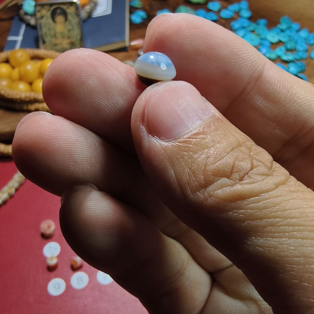 梁***星玛瑙/玉髓未镶嵌天然原矿玛瑙