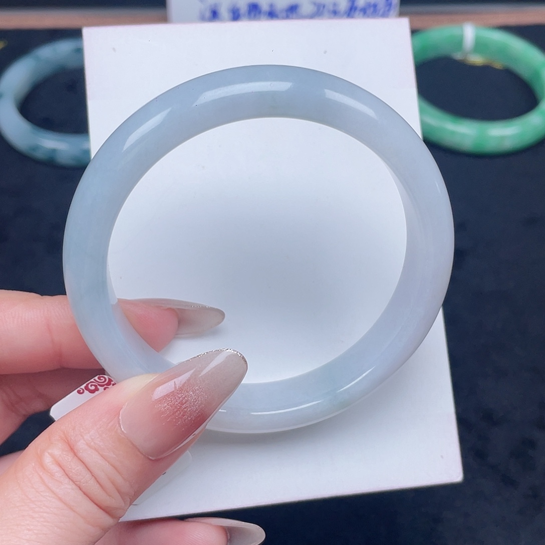 翡翠未镶嵌手镯068