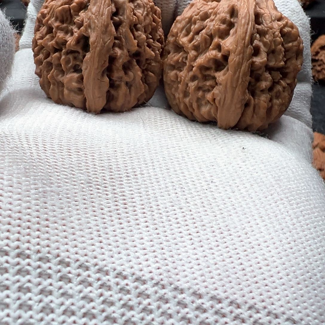 文玩核桃把件南疆