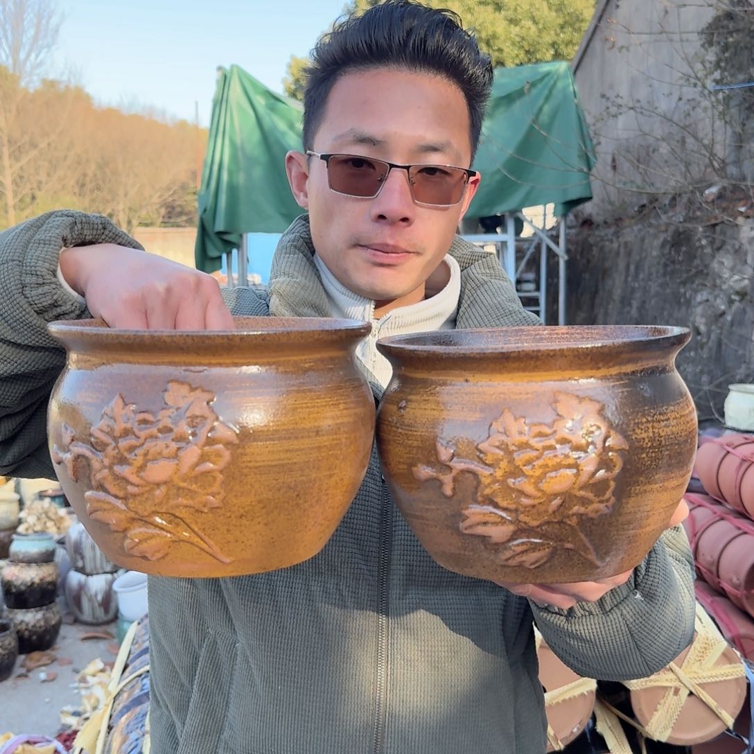 紫砂花盆20高16（两个牡丹花柴烧
