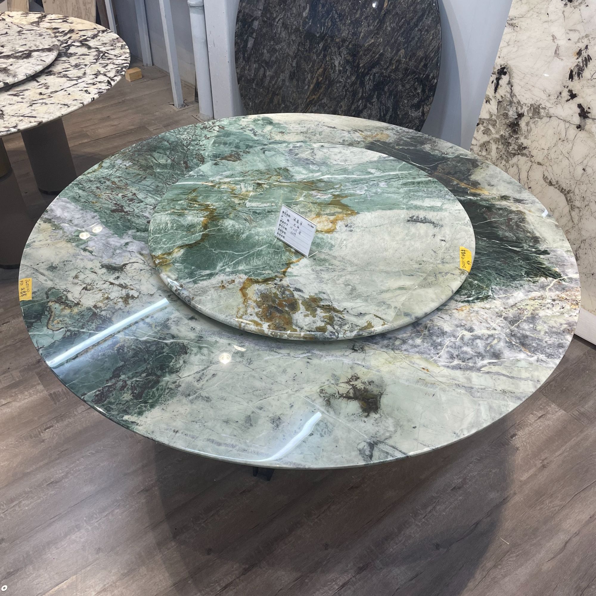 天然奢石餐桌绿翡翠1.5米圆桌现货