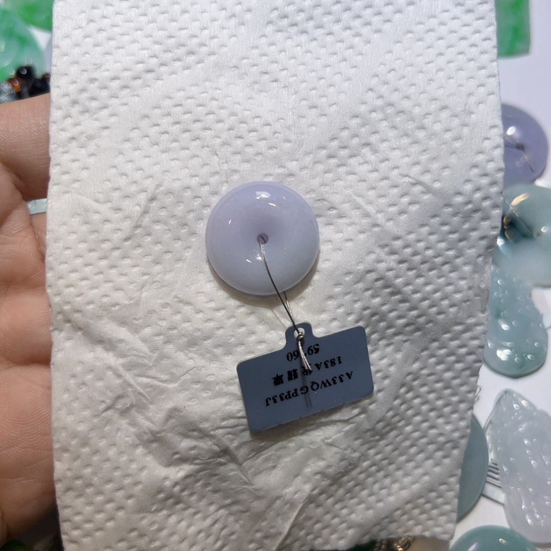 翡翠颈饰未镶嵌F****男天然翡翠A货