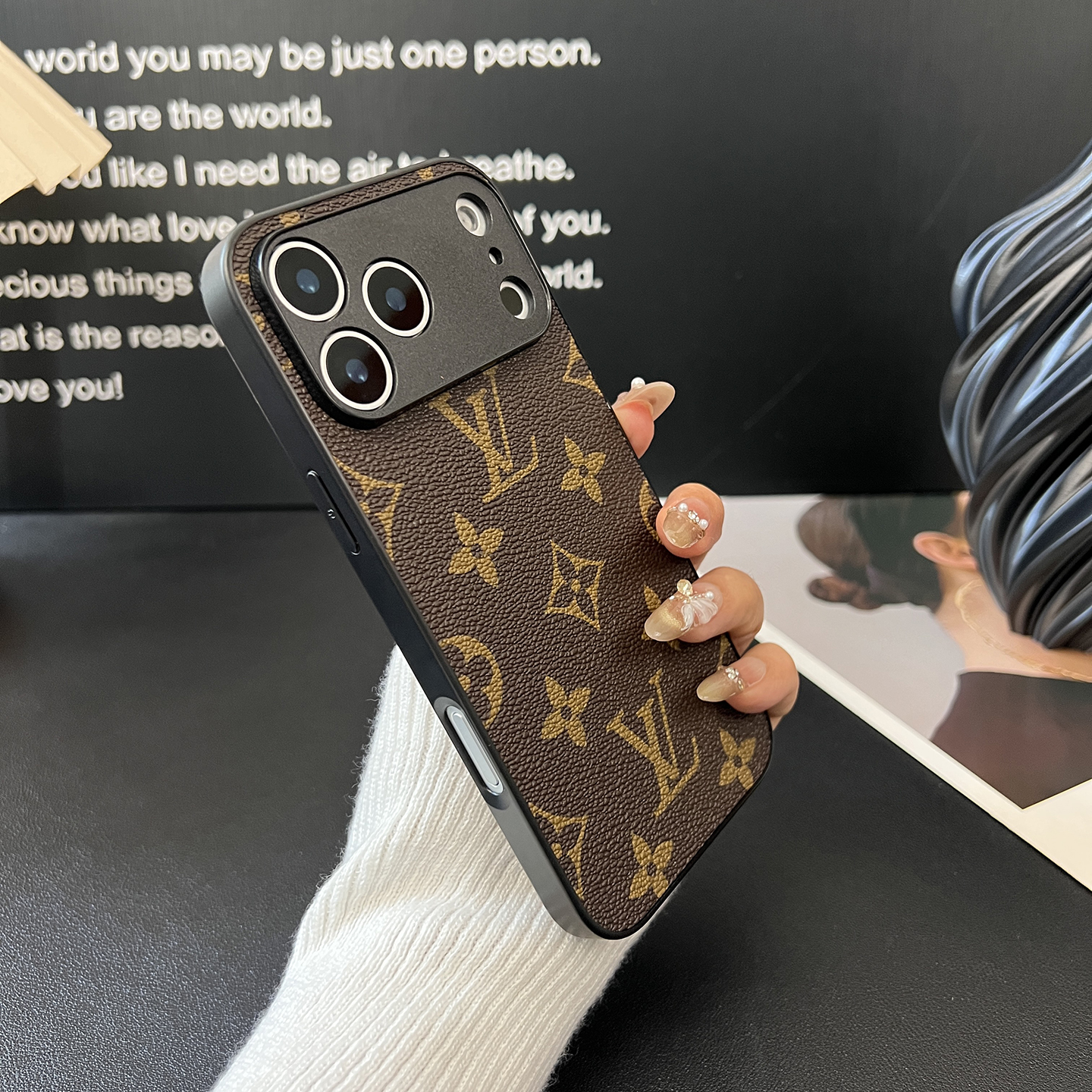 适用苹果17手机壳iphone16promax高档防摔15新款14皮质13老花12潮