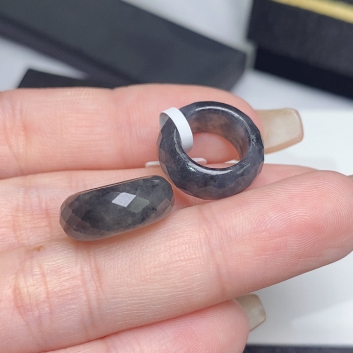 翡翠未镶嵌耳饰冰乌鸡切割面圈圈