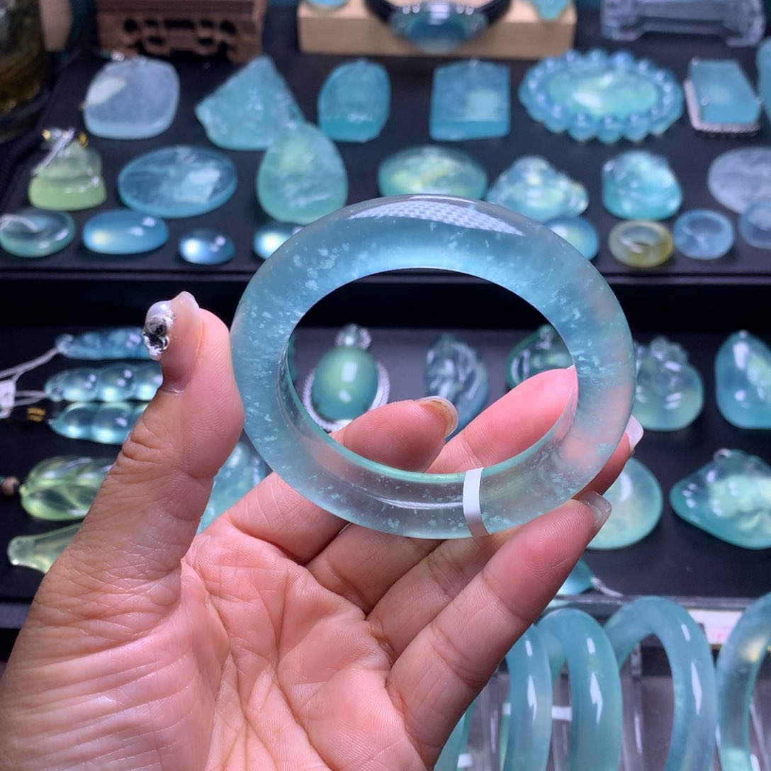 蛇纹石玉手镯50未镶嵌