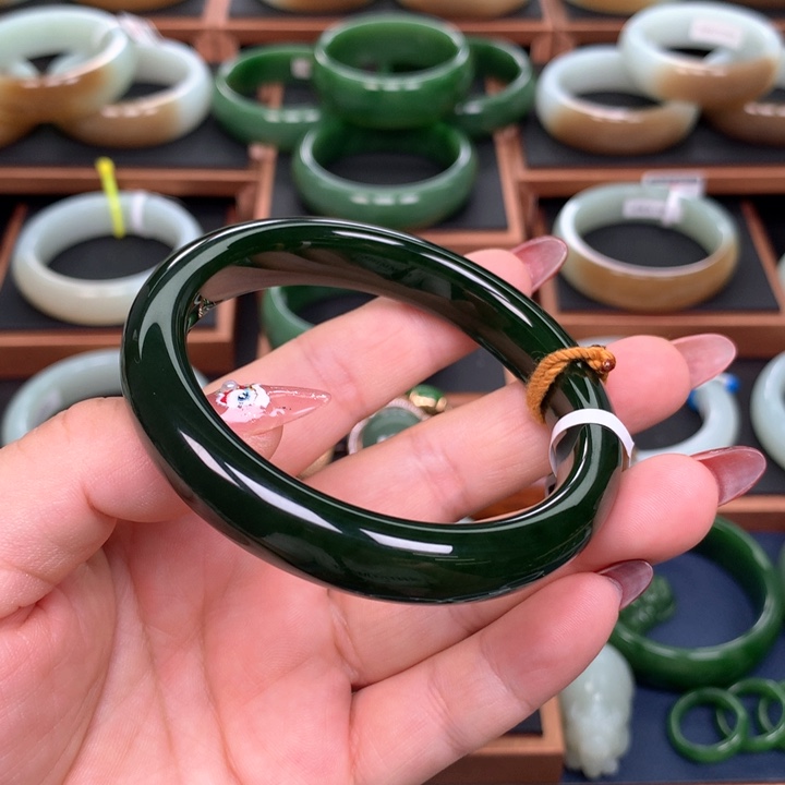 和田玉（碧玉）6061圈口未镶嵌