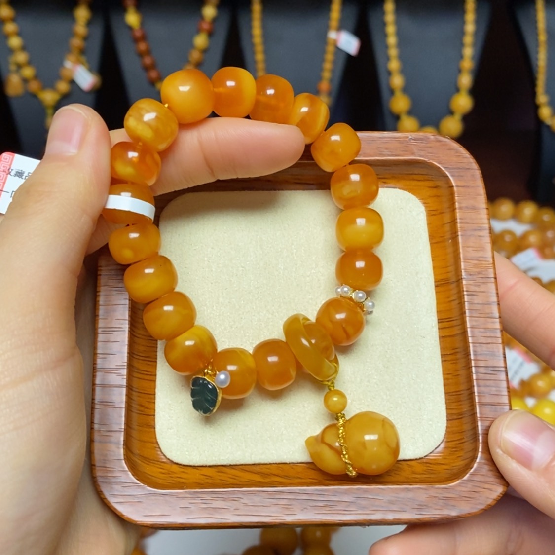 【闪购商品】蜜蜡手链未镶嵌手串