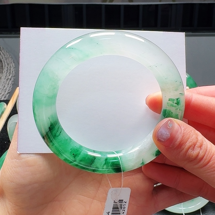 石英质玉手镯未镶嵌54-55