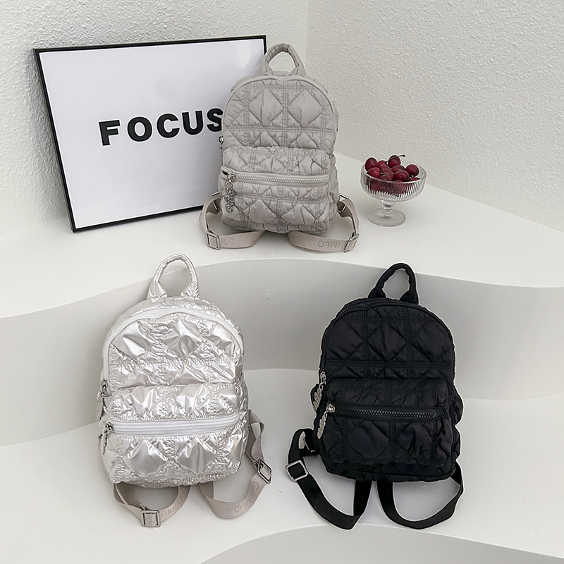 郜姐家2025卡米仑31号双肩包大学生休闲单肩包大容量云朵旅游百搭