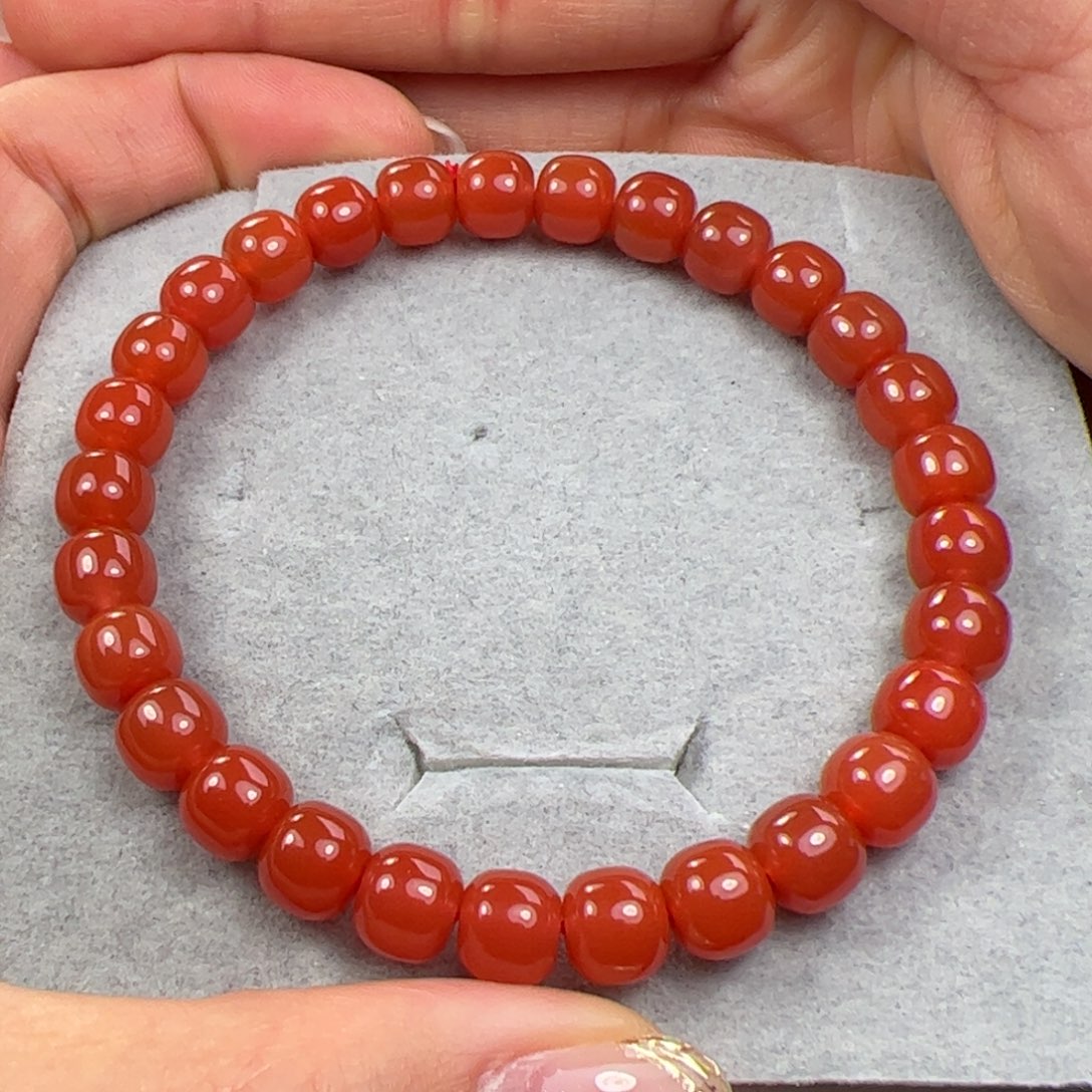 未镶嵌手串南红玛瑙吴**乐