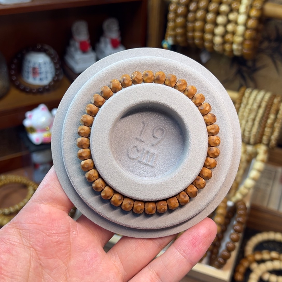 开***人非金属紫金鼠7.4*5.8纯肉黄皮手工无相精品