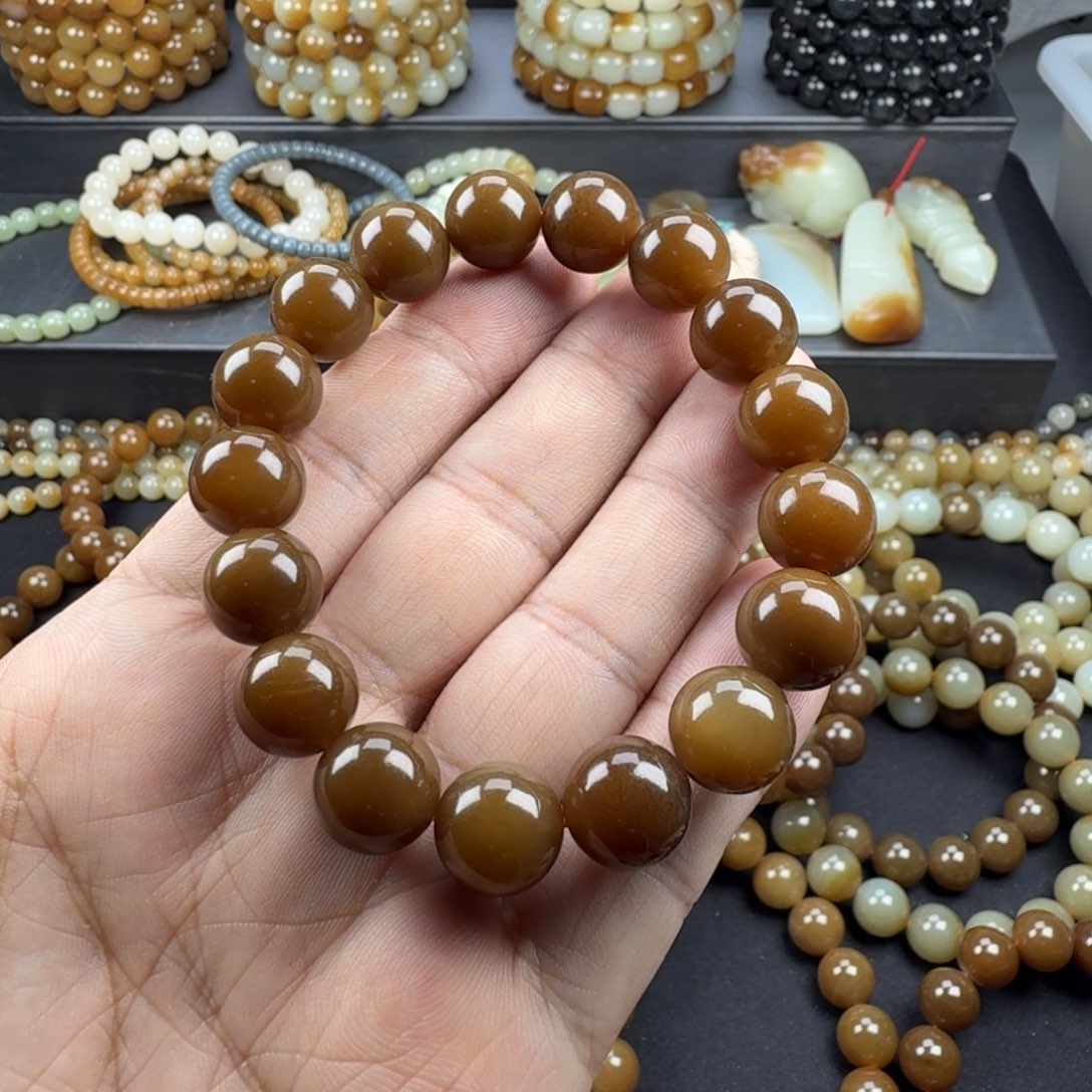 范***爸和田玉未镶嵌手链