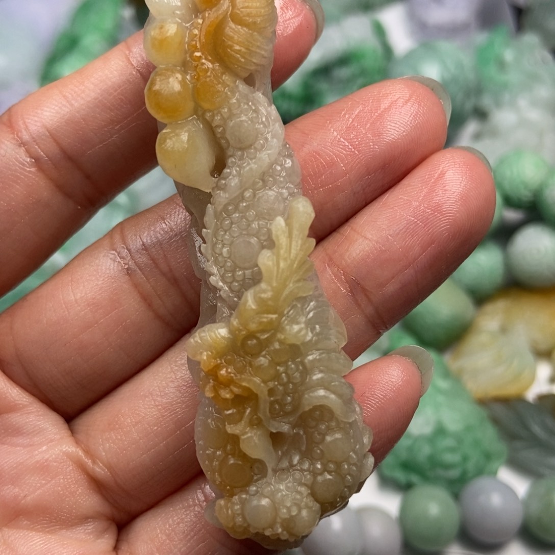 定制翡翠未镶嵌翡翠