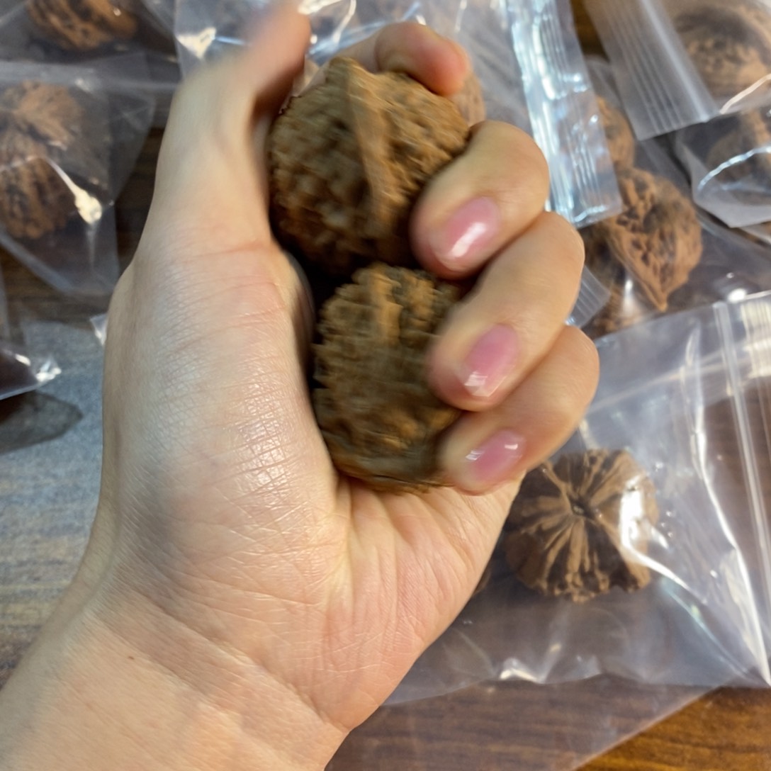 文玩核桃吊坠中**岁满天星29