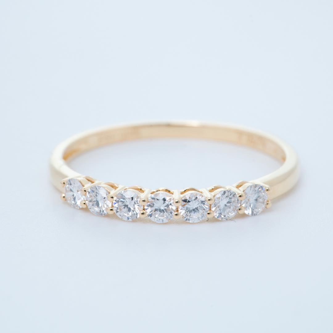 实验室培育钻石18K金钻戒「七公主」简约轻奢时尚小排戒黄