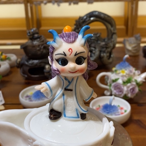 感**物和啦咯啦咯啦咯啦咯胡图图