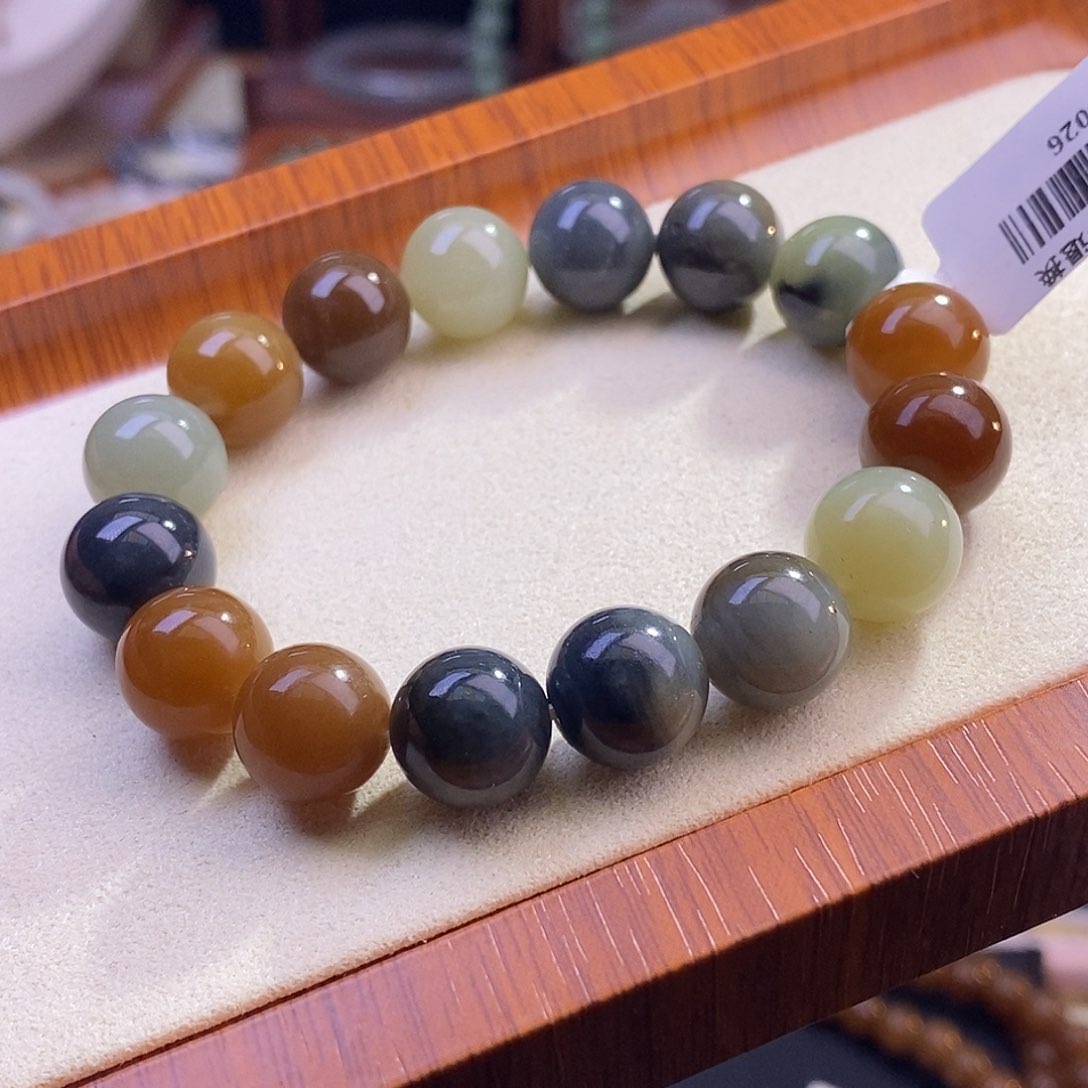 颈饰未镶嵌和田玉新疆楼兰三彩手链12m