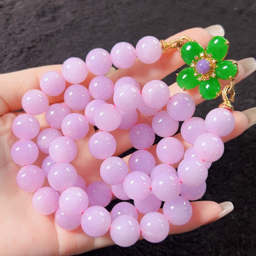 翡翠18K金镶嵌颈饰签收后24小时鉴赏期，过时不退