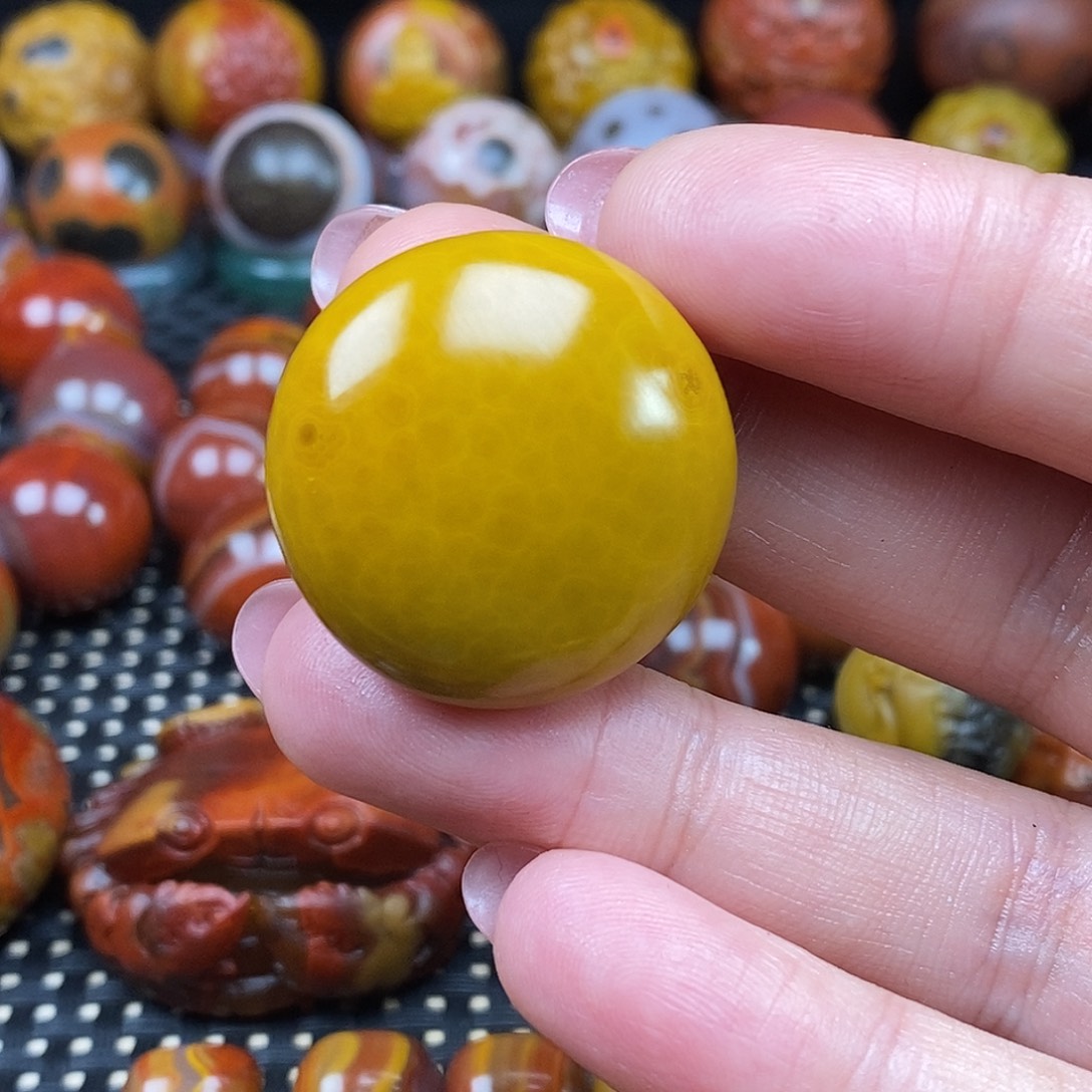 湾***啦玛瑙/玉髓未镶嵌战国红玛瑙挂坠