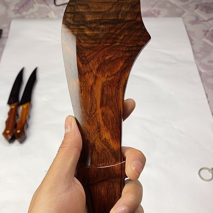 我***身端景台紫檀木类微凹黄檀木料