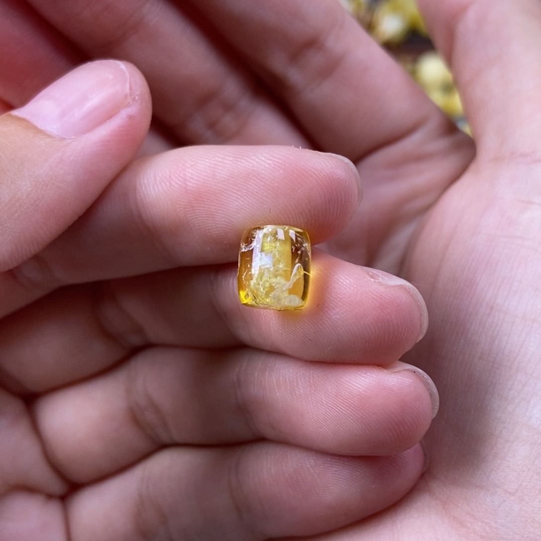 琥珀未镶嵌珠宝奇石8.3