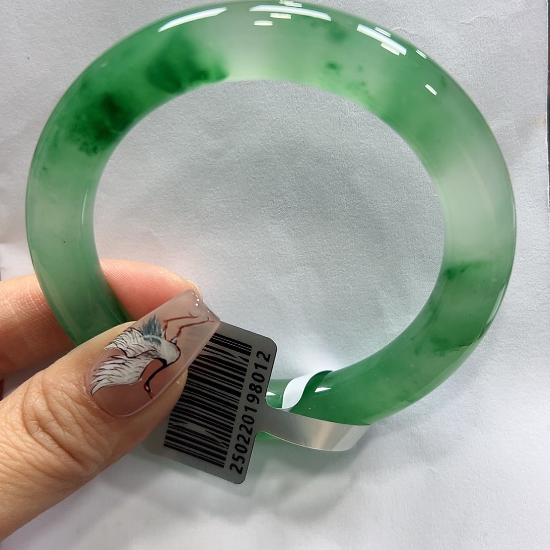 石英质玉手镯未镶嵌牛*