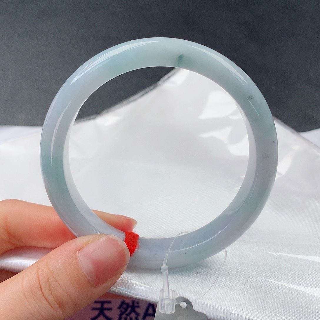 翡翠手镯未镶嵌0040正57